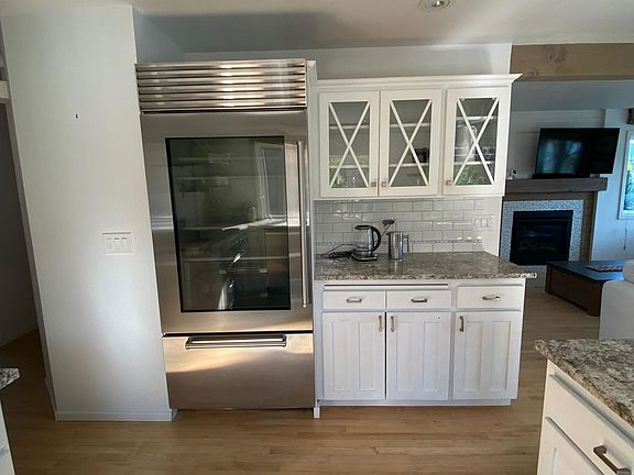 3rd image of 3151 E Lake Sammamish Shore Ln SE