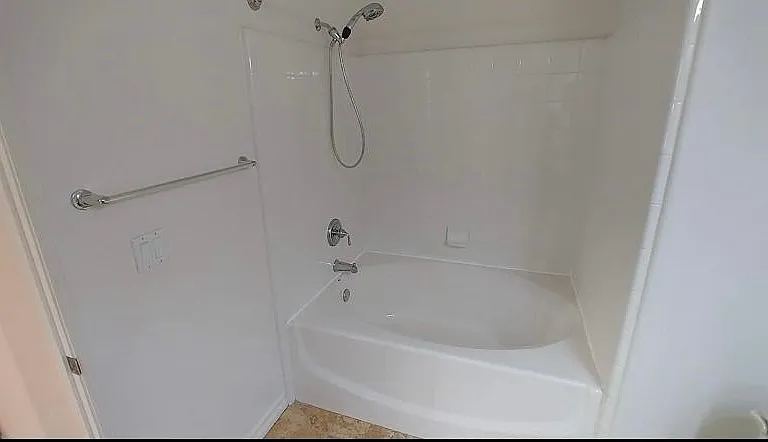 629 Traction Ave #450 — Photo 11