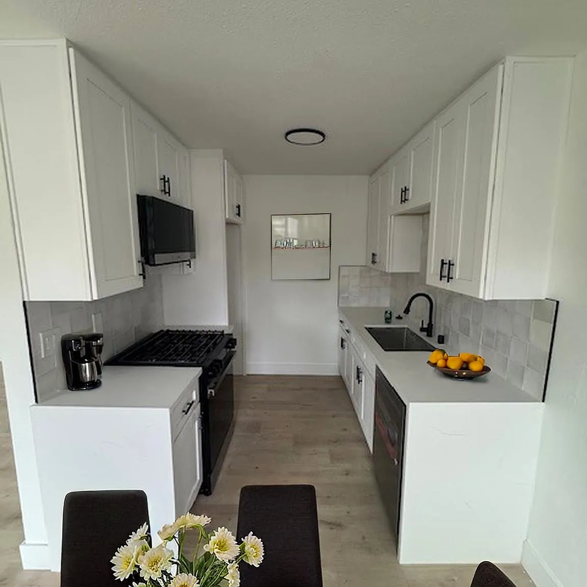2 bed, $2,595 — Photo 2