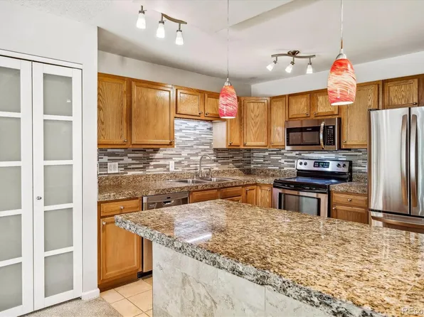 655 S Alton Way #12C, Denver, CO 80247