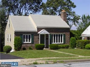 27 Darlin Dr, West Lawn, PA 19609