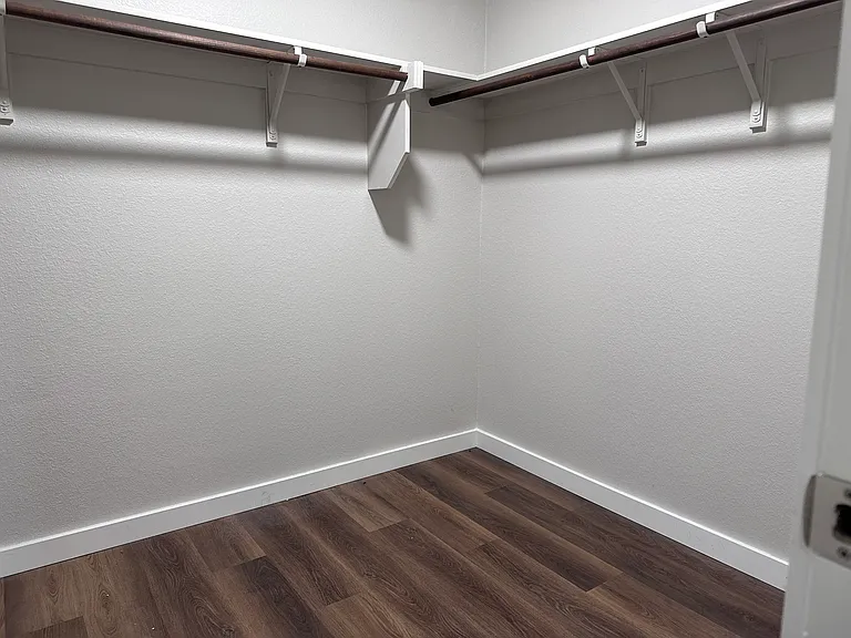 1404 Pampa Grass Dr — Photo 13