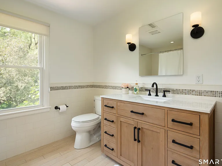 12 Red Bird Ln — Photo 17