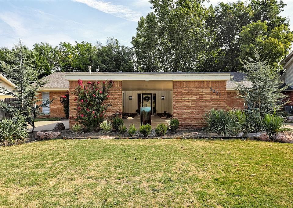 1st image of 3021 Brookhollow Rd