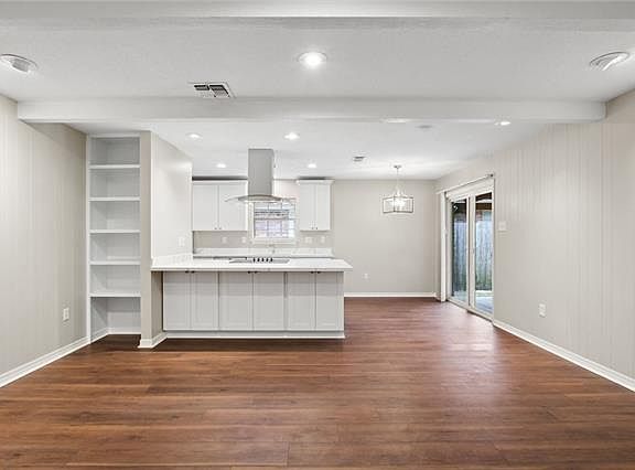 5th image of 4712 Southshore Dr