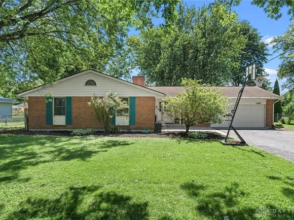 1900 Wayne Rd, Wilmington, OH 45177