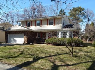 2900 Crestwood Dr, East Lansing, MI 48823