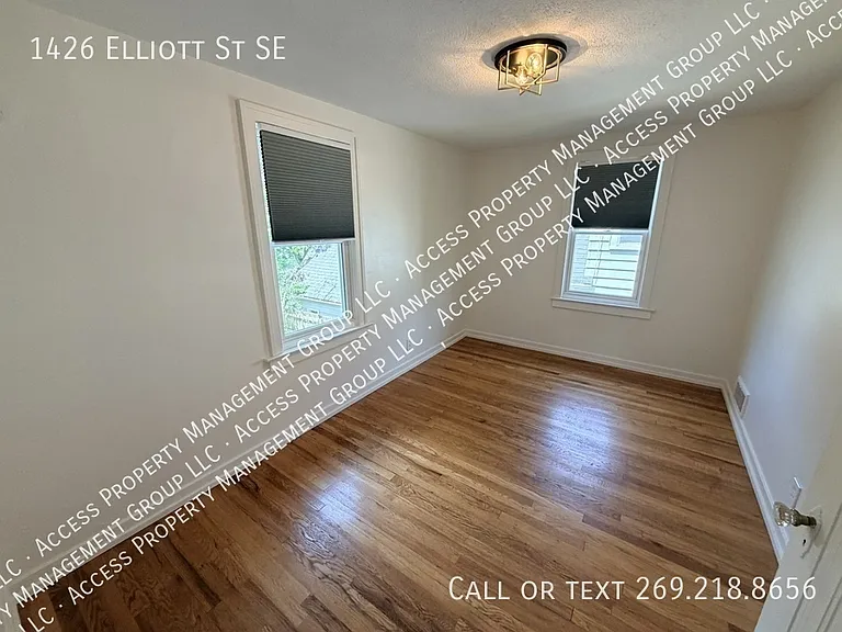 1426 Elliott St SE — Photo 23