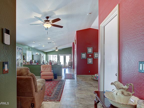 5th image of 44116 W McClelland Dr