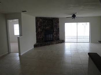 3rd image of 1105 Westwood Dr