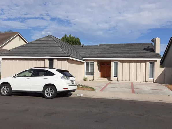 51 Red Rock, Irvine, CA 92604