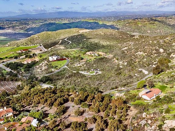 5th image of Mountain View Rd