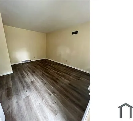2216 19th Ave — Photo 3