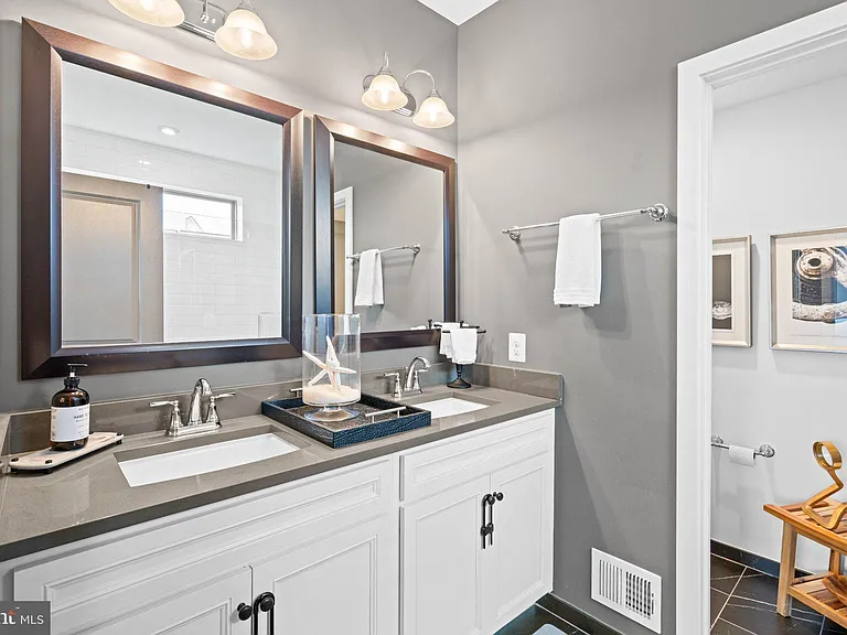 5120 Longstone Way — Photo 32