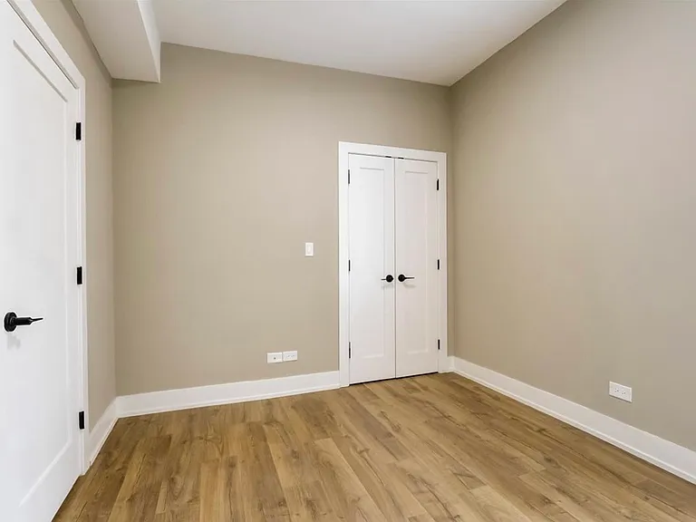 3001 N Sawyer Ave #1E — Photo 7