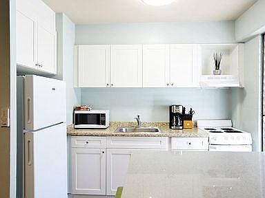 4th image of 24545 Town Center Dr #5290