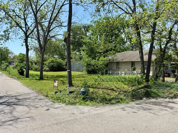 7120 Brownwood St, Houston, TX 77020