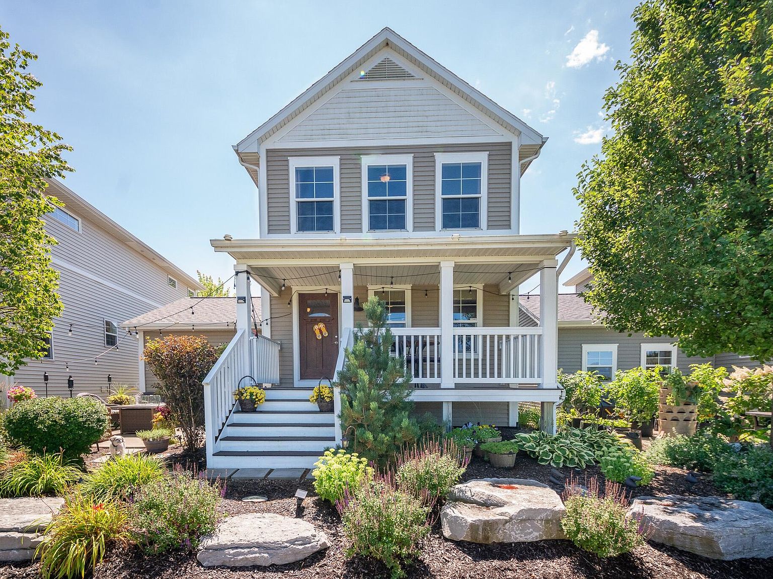 635 Beachwood Path, Benton Harbor, MI 49022 Zillow