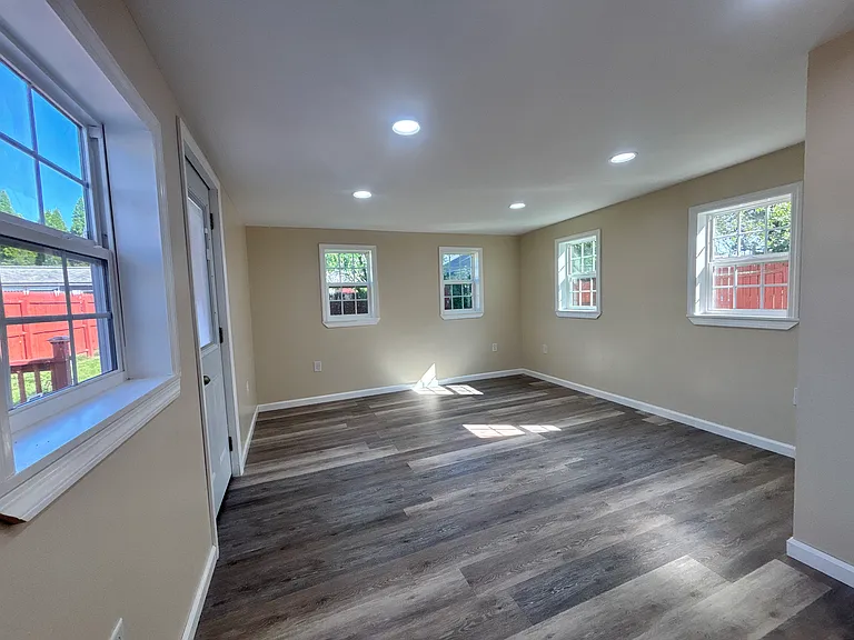15 Milbre St — Photo 26