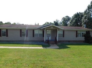 568 Rockway Dr, Lexington, NC 27295