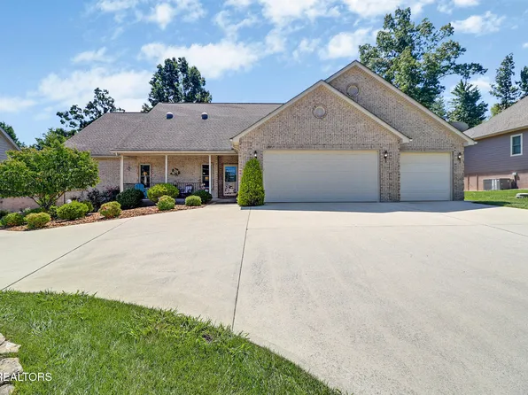 207 Forest Hill Dr, Fairfield Glade, TN 38558