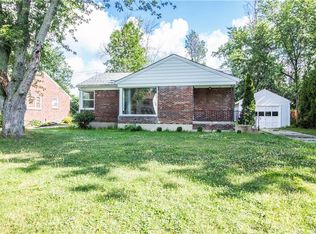 41 Jasper Dr, Amherst, NY 14226