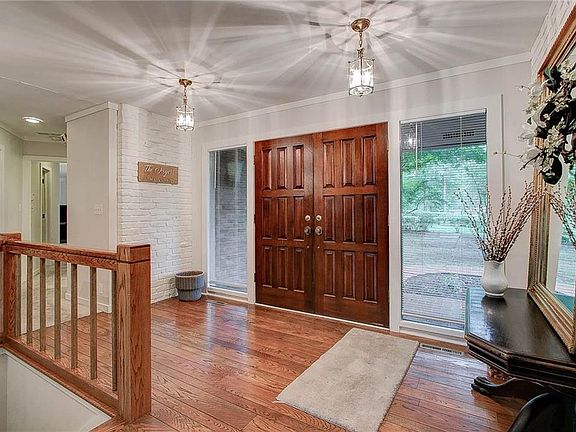 4th image of 5110 Kingswood Ln