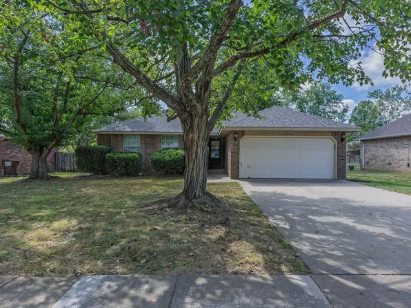 3814 W Harrison Street, Springfield, MO 65802