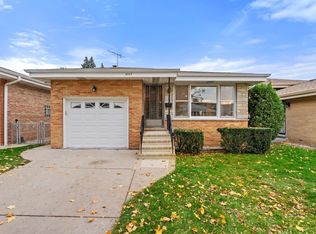 4945 N Neva Ave, Chicago, IL 60656