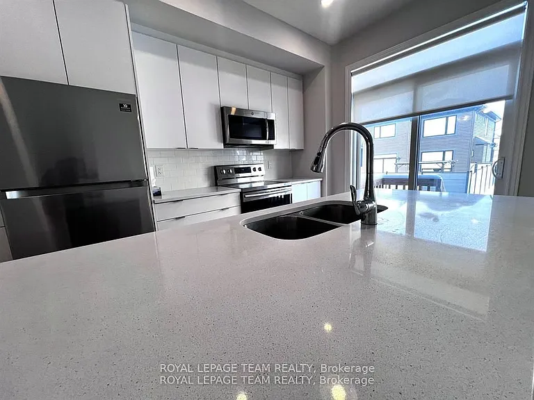 260 Tim Sheehan Pl — Photo 7