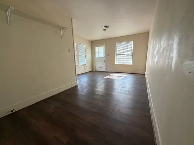 1634 Hodges St — Photo 3