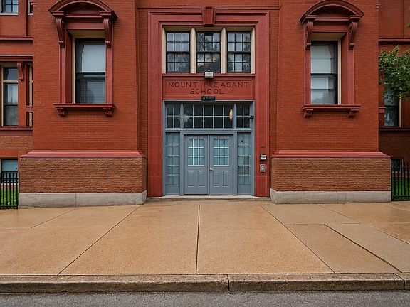 3rd image of 4528 Nebraska Ave APT L1