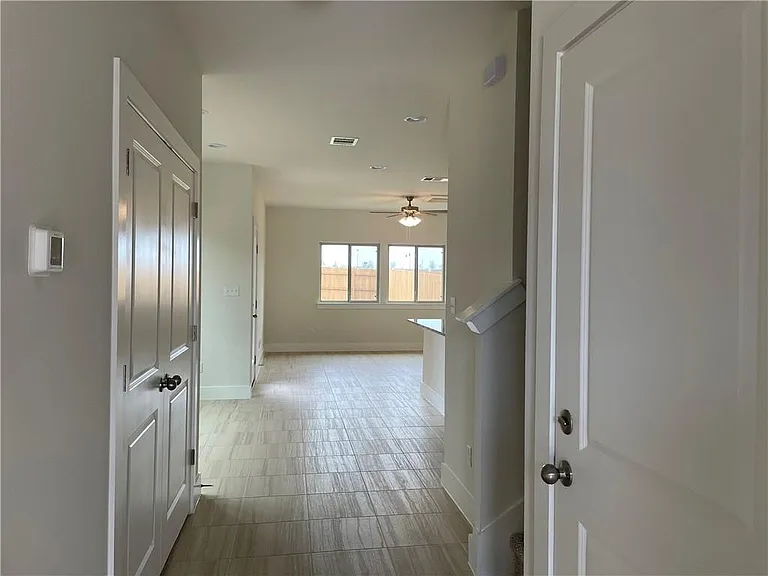 526 White Steppe Way — Photo 6