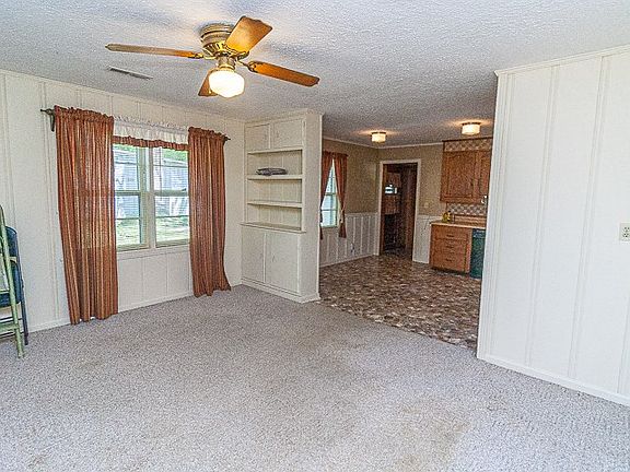 5th image of 48 Baker Rd