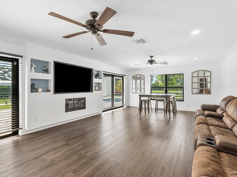 1350 C Rd — Photo 3