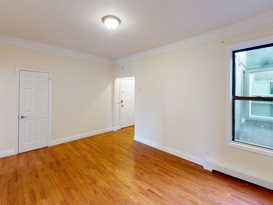1st image of 71-69 Yellowstone Blvd #2