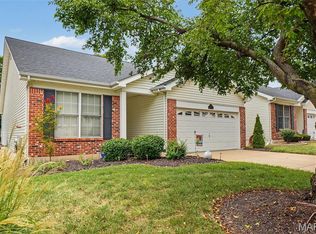 8 Soenker Cir, Saint Peters, MO 63376