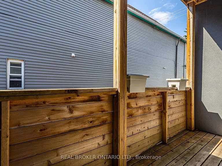 371 Jones Ave #MAIN — Photo 13