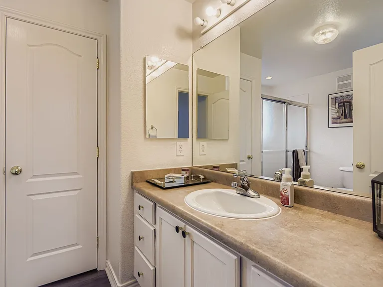 18182 E Colgate Pl — Photo 9