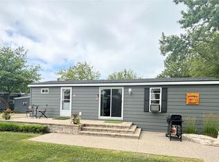 981 County Road 2 Rd #501, Lakeshore, ON