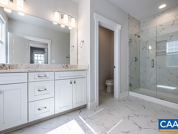 4th image of 802 Heathfield Ln