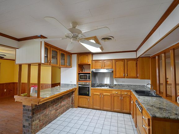 2nd image of 176 Bayou Vista Dr