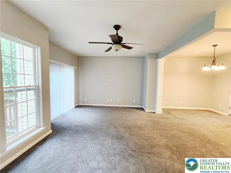 8513 Gateway Rd — Photo 20