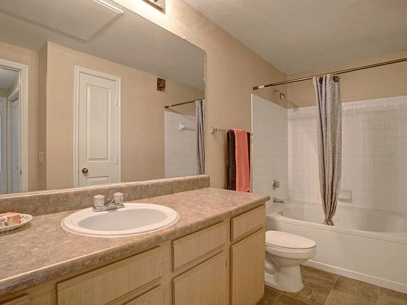 4th image of 9602 S Memorial Dr #7202