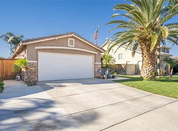 2nd image of 15581 Buckboard Ln