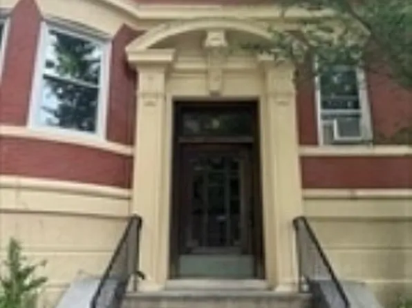 235 Rawson Rd APT 4, Brookline, MA 02445