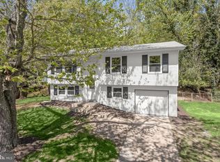 104 Garner Ave, Waldorf, MD