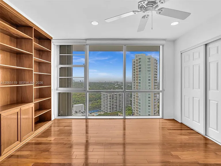 2451 S Brickell Ave #20M — Photo 33