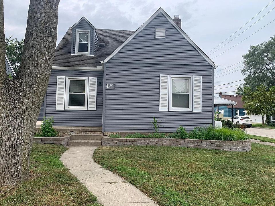 1st image of 437 Dewey St