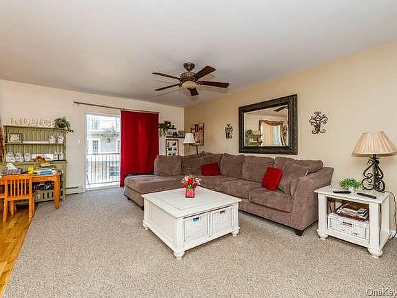 3rd image of 4 Pennyfield Ave #2